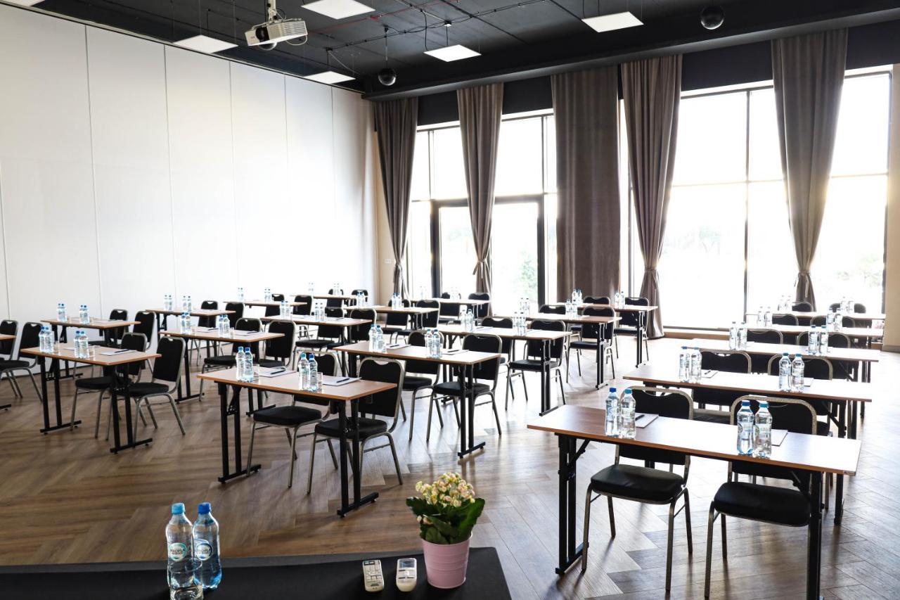 Falenty Biznes I Wypoczynek Raszyn Exterior foto