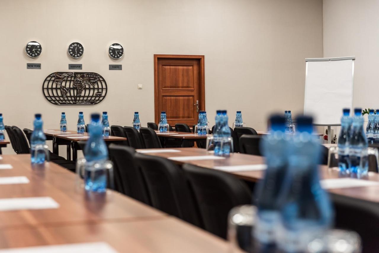 Falenty Biznes I Wypoczynek Raszyn Exterior foto